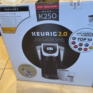 New Keurig 2.0 K250 Hot Brewer